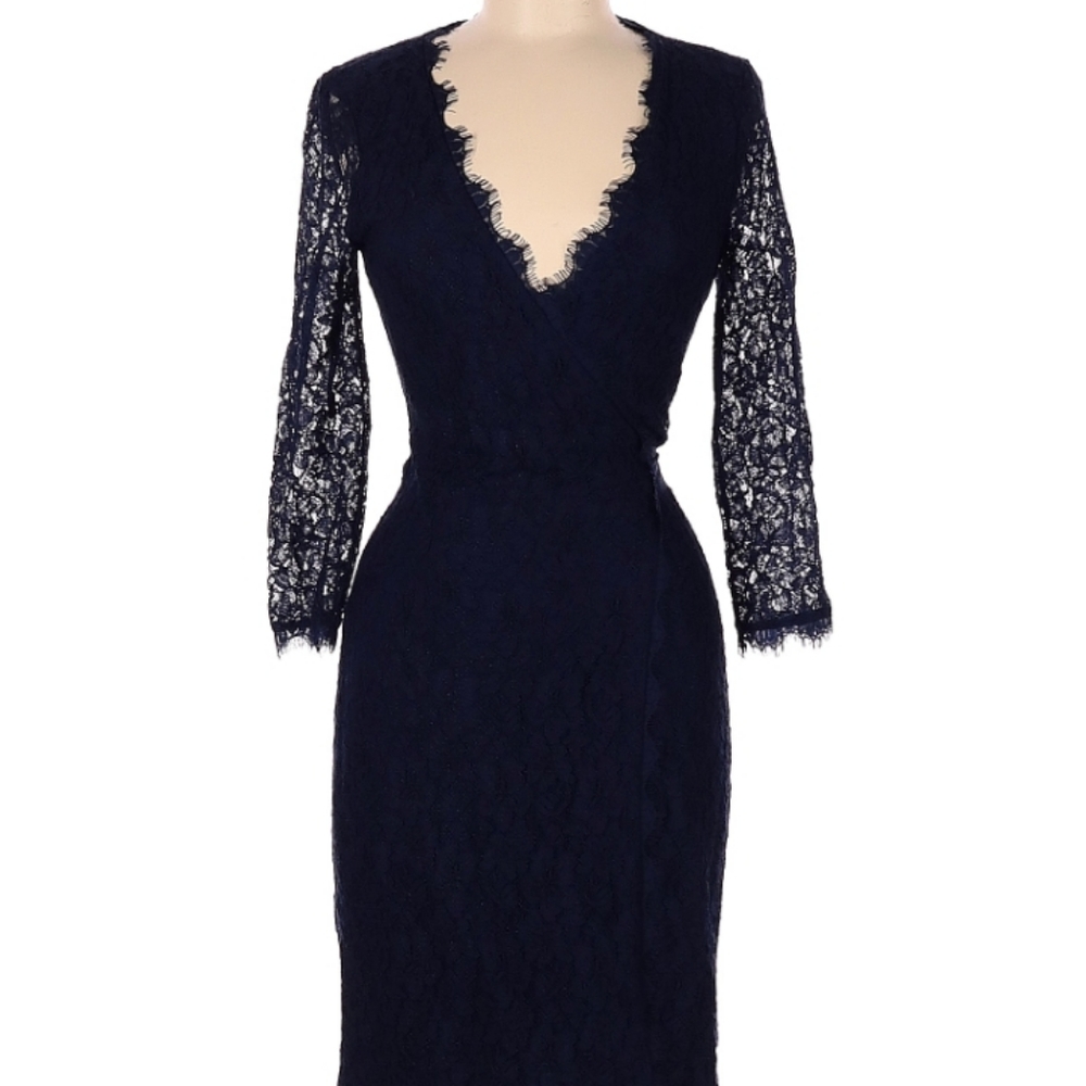 Beautiful dark purple Diane Von Furstenberg casual dress.